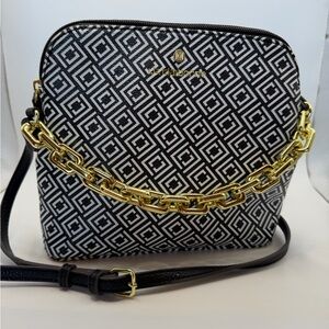 Liz Claiborne Black and White Geometric Pattern Bag with Gold Chain
